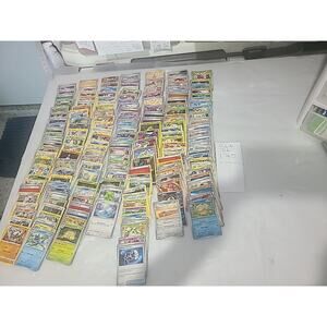 Set Lot Of 175 Pokemon Cards Lot Good Condition.